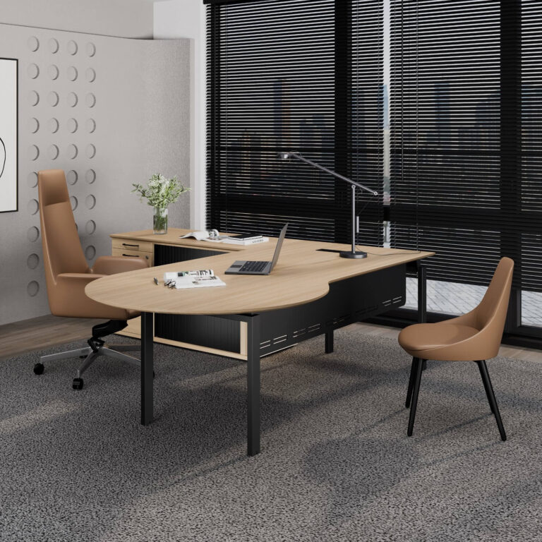 BENCHWORK P-DESK
