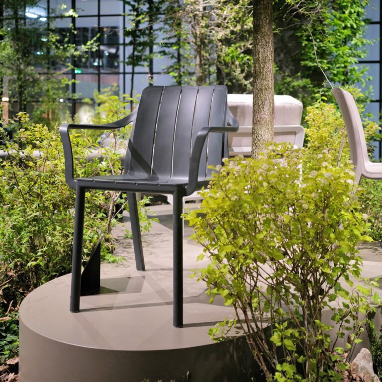 Tiberina Armchair Anthracite 01