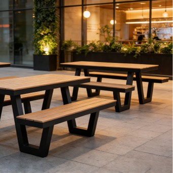Ridge Picnic Table Setting 02