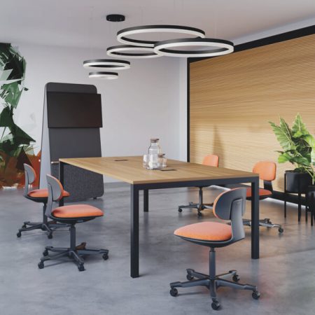ROMBO BOARDROOM WITH YOYO CHAIRS