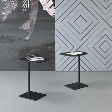 Thumbnail_Desks-Tables_Occasional_Tables_Baron_Oblong_Laptop_Tables_Categories_Gallery_00_600x600px